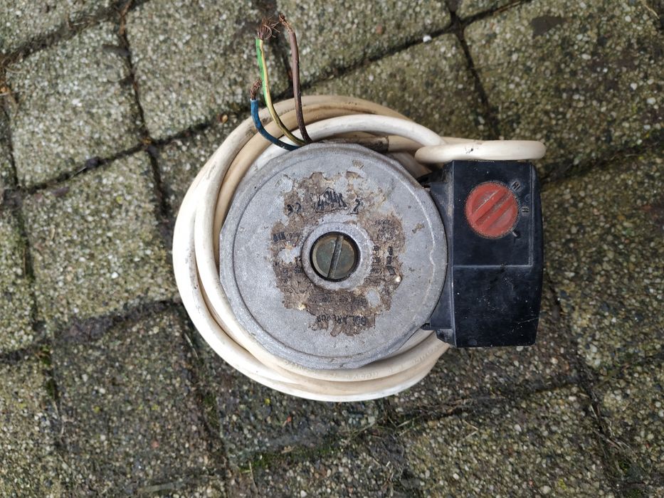 Pompa C.0 do pieca  niemiecka