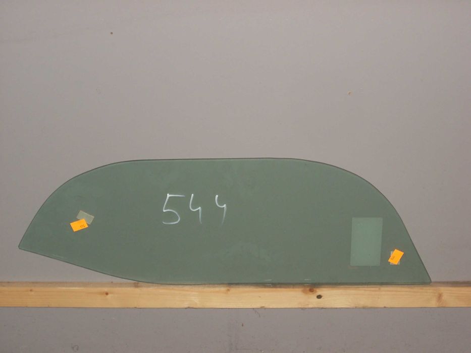 szyba ładowarka Merlo Multi Farmer - boczna lewa przednia   nr 544