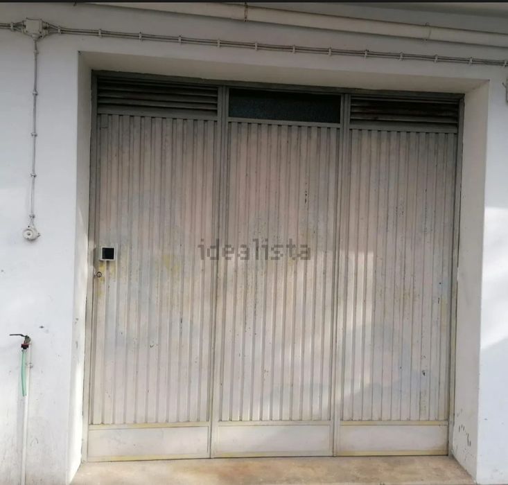 Arrendamento de garagens na Rua do Passal, 45 em Ermesinde