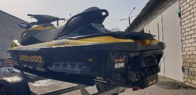 Гідроцикл BRP RXT