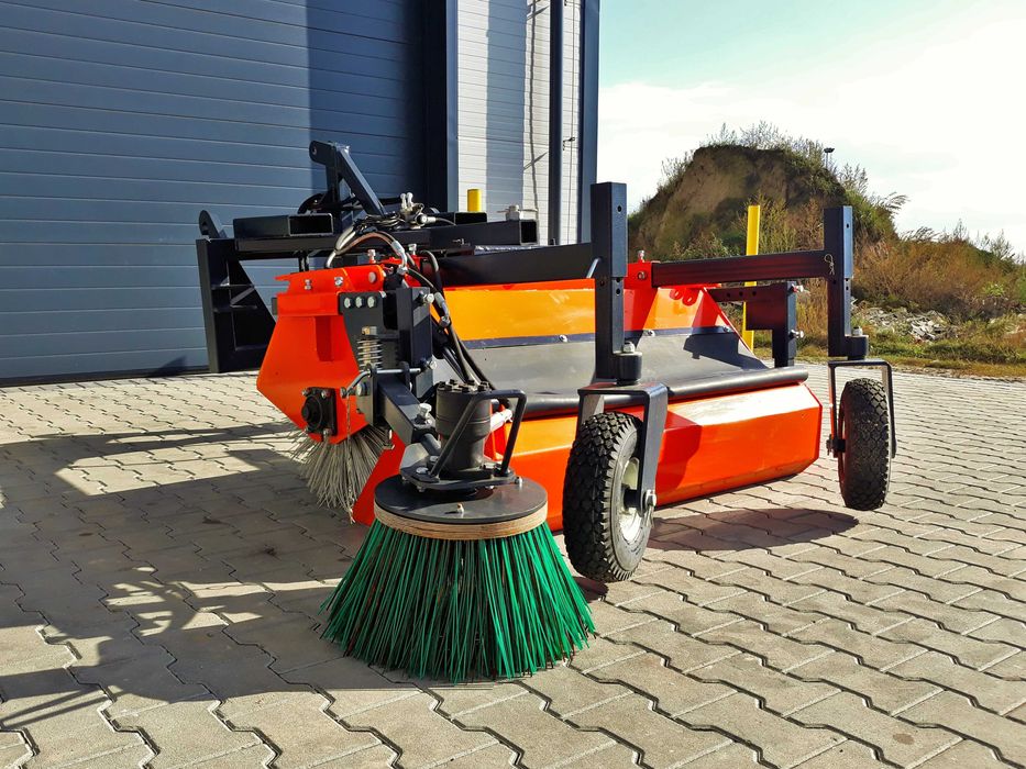 Pług śnieżny komunalny Zamiatarka Rębak Piaskarko Solarka RATY Dostawa