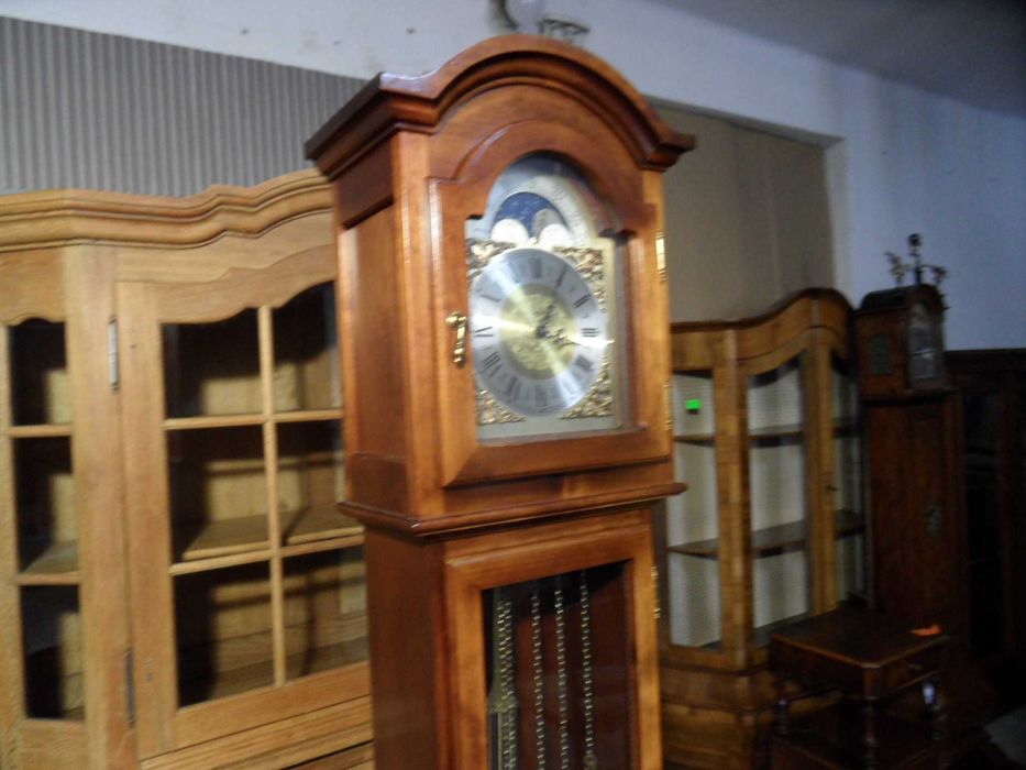 Zegar StojącyKwadransowy Fazy Księżyca  z Niemiec