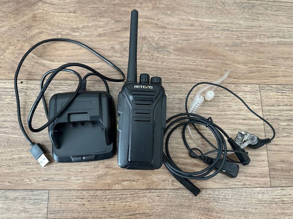 Нова рація Retevis з гарнітурою (USB зарядка)