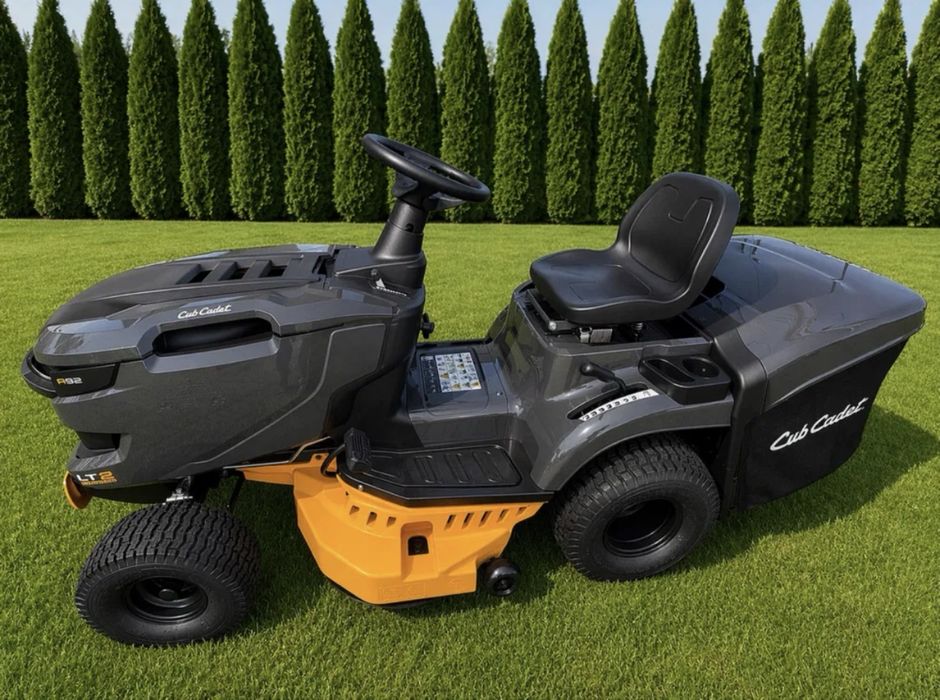 CUB CADET LT2 R92 - 17.5HP NEW model 2026 Traktorek Ogrodowy Kosiarka ...