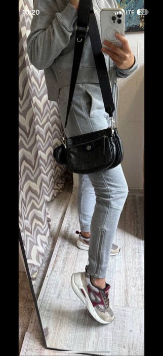 Костюм и  кроссовки Diesel , сумка Polo .