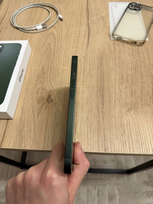 iPhone 13 zielony, stan bardoz dobry
