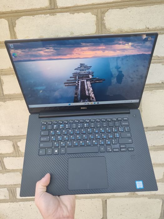 4К Сенсорний Ігровий ноутбук DELL (i7 7700HQ/16/256/GTX 1050 4gb)