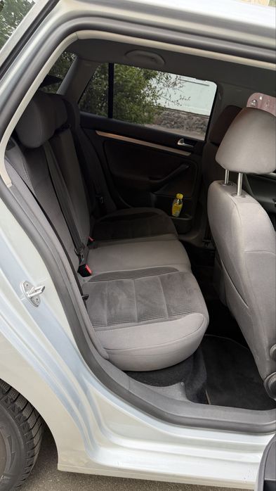 VW гольф 5 1.4  2008 року 152 тис пробіг