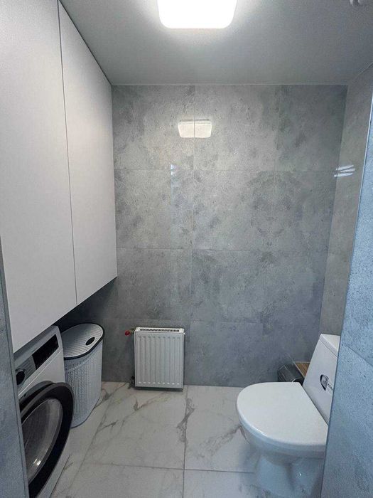 ПРОДАМ 2-кімнатну квартиру з великою кухнею 40 м2 в ЖК "Дмитріївський" на Таїрова