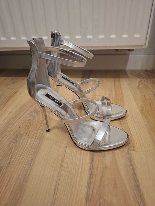 Vices srebrne sandały buty na obcasie obcasy sandałki szpilki na lato