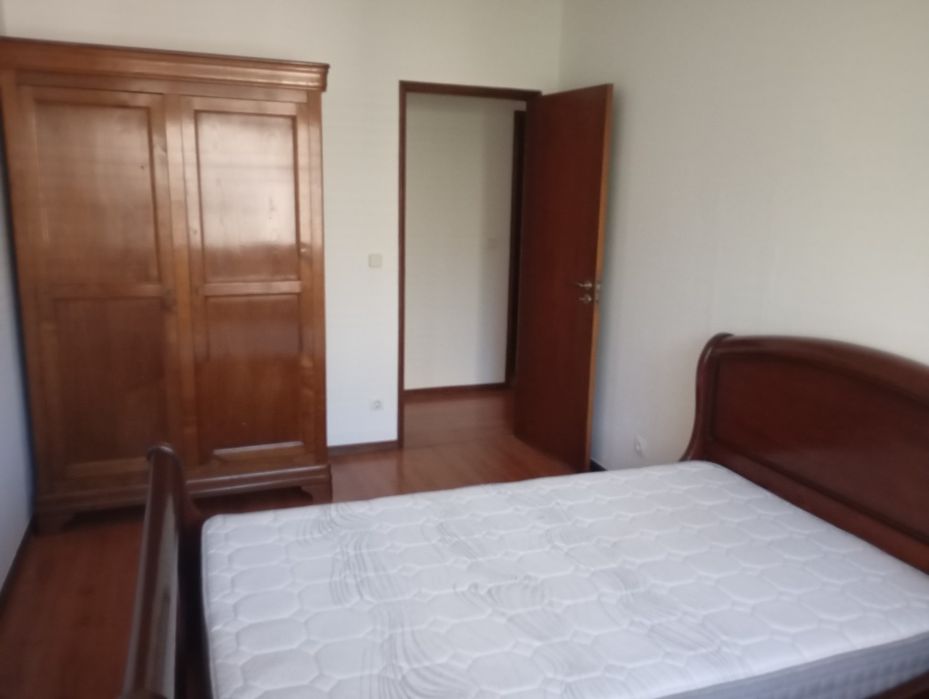 Quarto mobilado Pingo doce st tecla