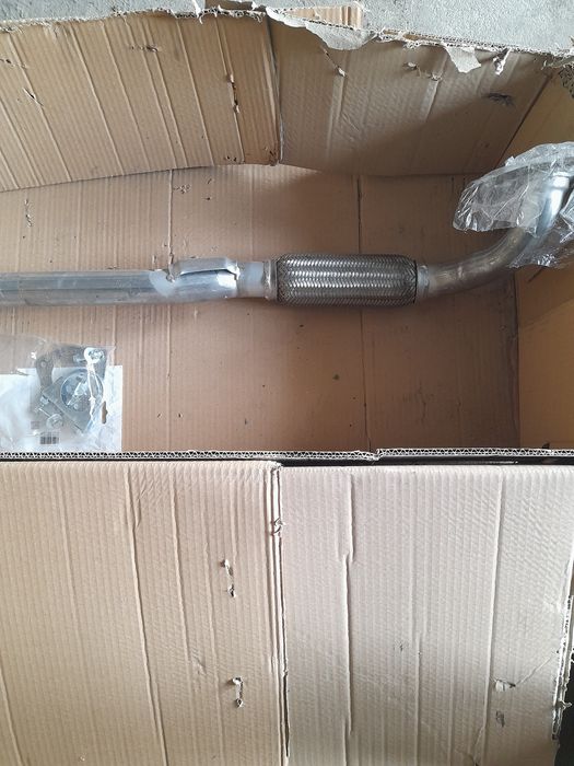 Sprzedam rurę wydechwą opel meriva A