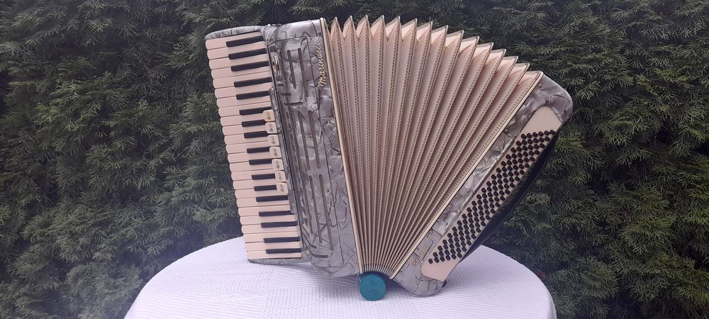 Akordeon Marinucci Musette 120 basów 4 chóry