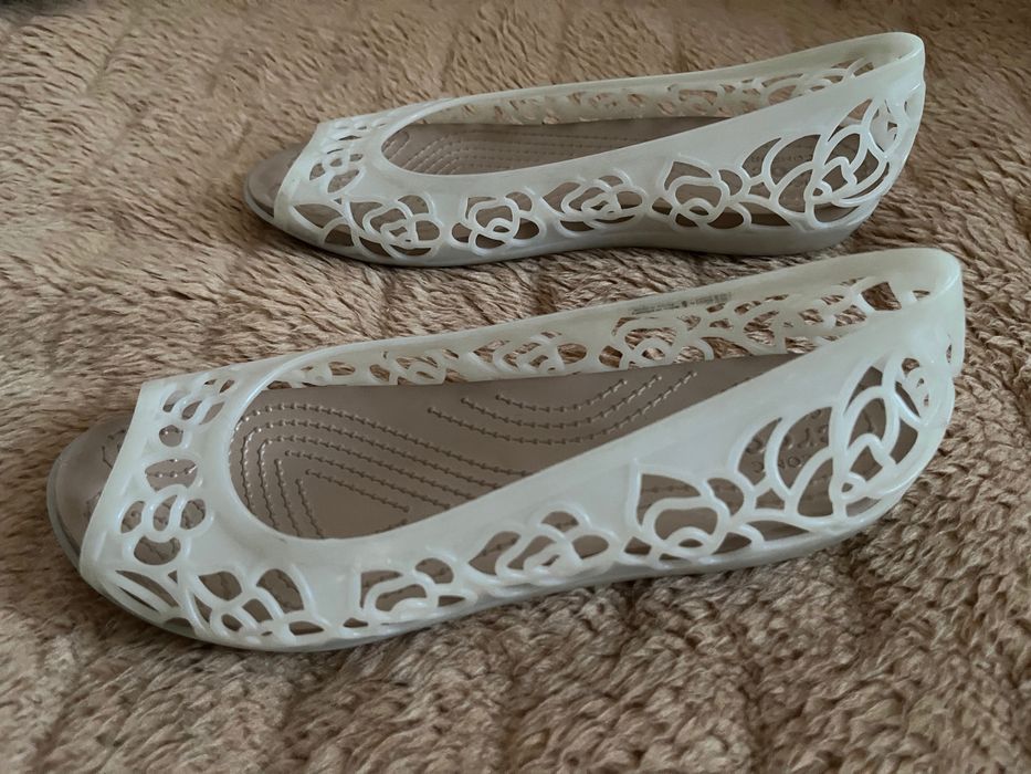 Sandały Crocs Isabella Jelly Flat W 7 nowe