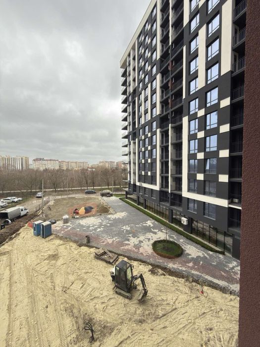 Продаж 2-х кімнатної квартири в сучасному житловому комплексі