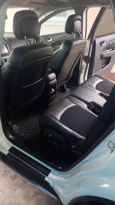 Продам додж джорні