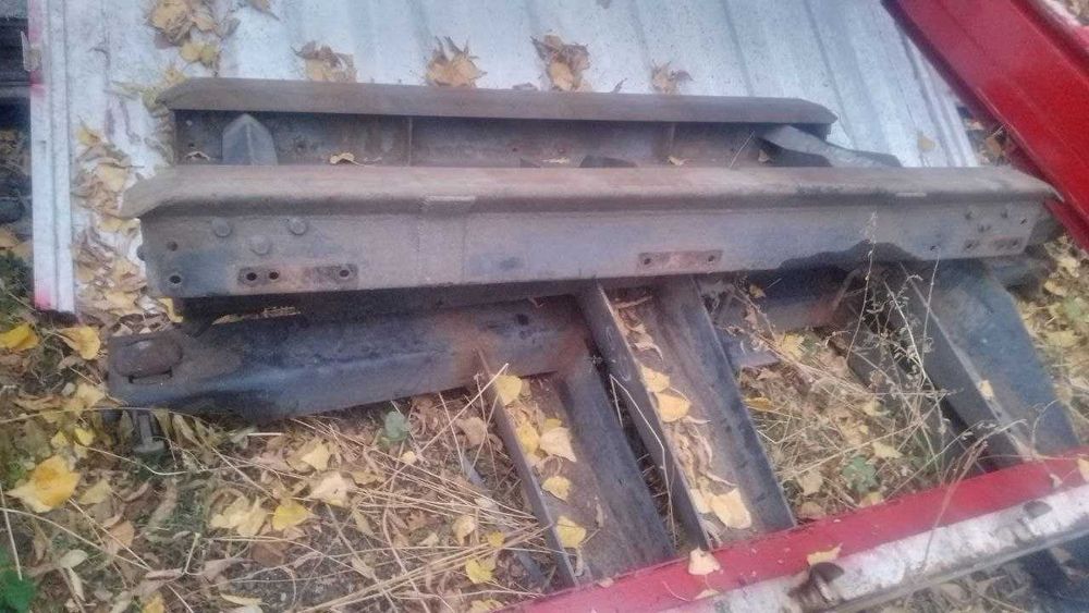 Продам фітінги кронштейни кріплення контейнера