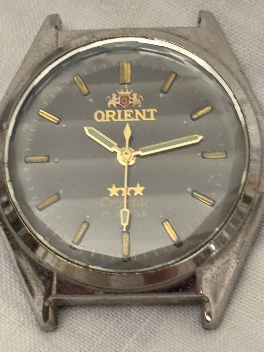Наручные часы Orient Three Stars Crystal Quartz водонепроницаемые