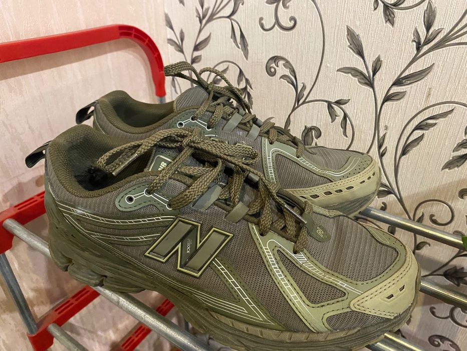 Кросівки чоловічі New Balance 1906R (оригінал)