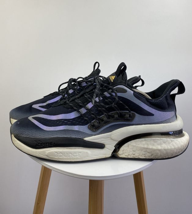 Кросівки чоловічі Adidas Alphaboost V1 Shoes Blue