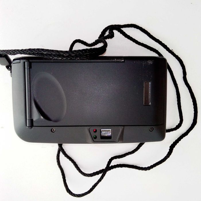 Фотоапарат  Minolta RiVA 100AF + чохол