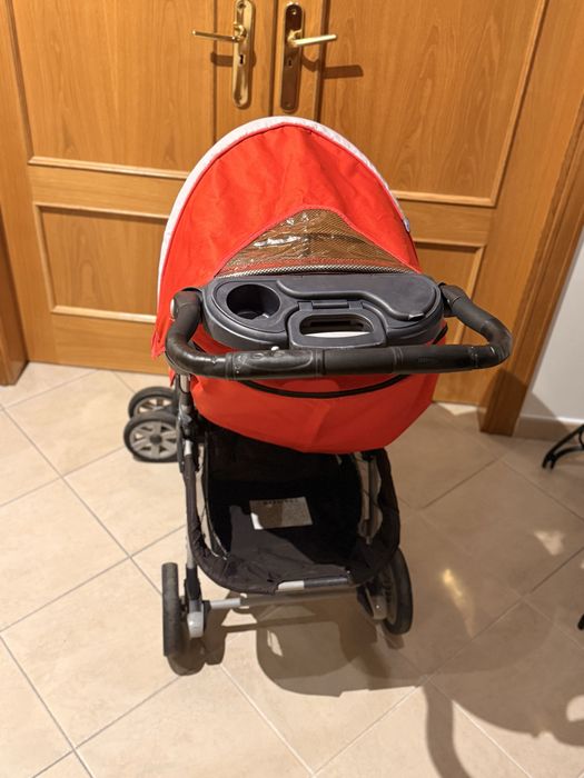 Carrinho de bebé Chicco com ovo incluido