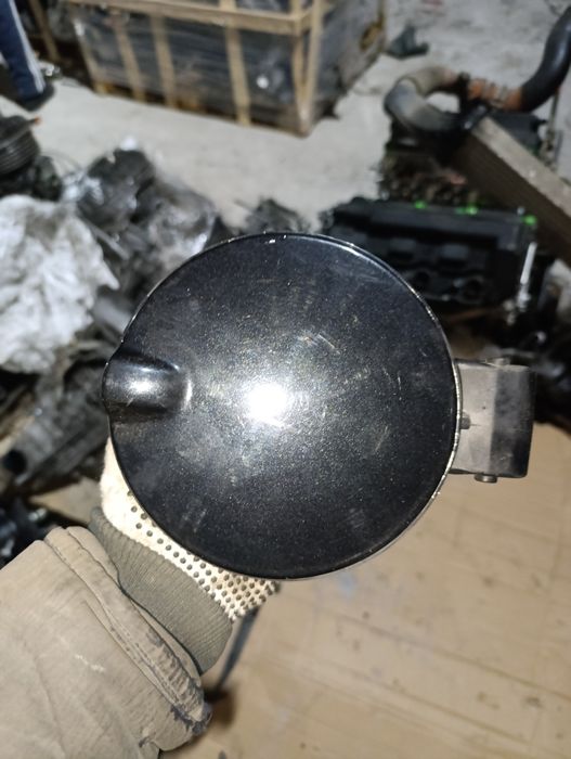 Лючок бензобака Skoda Fabia 2 2007-2014г Оригинал