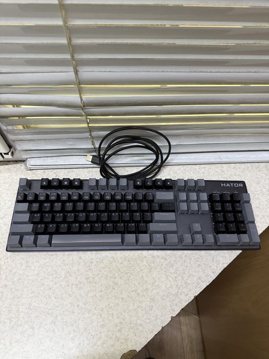 Клавиатура Hator Starfall Rainbow  (HTK-608-BGB)