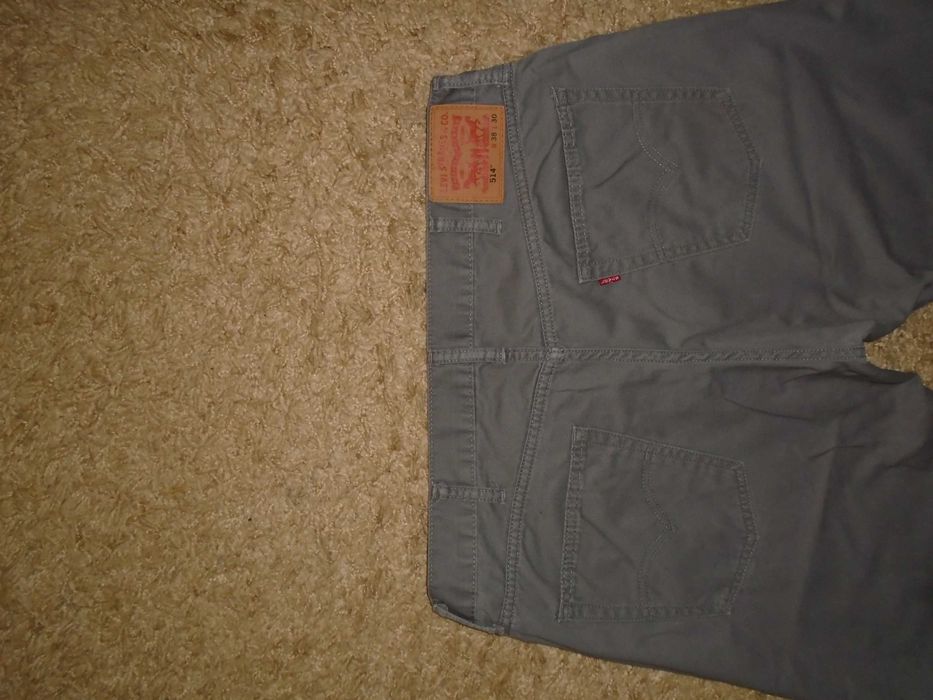 Джинсы Levis 514 USA W38 L30.