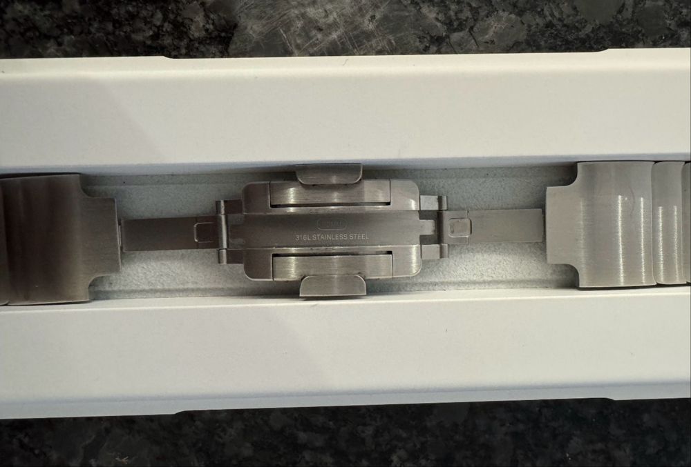 Apple Watch Ultra 1