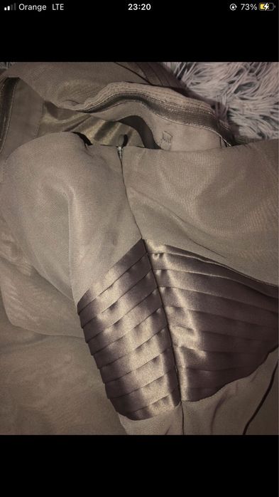 Beżowa sukienka Sir Oliver M