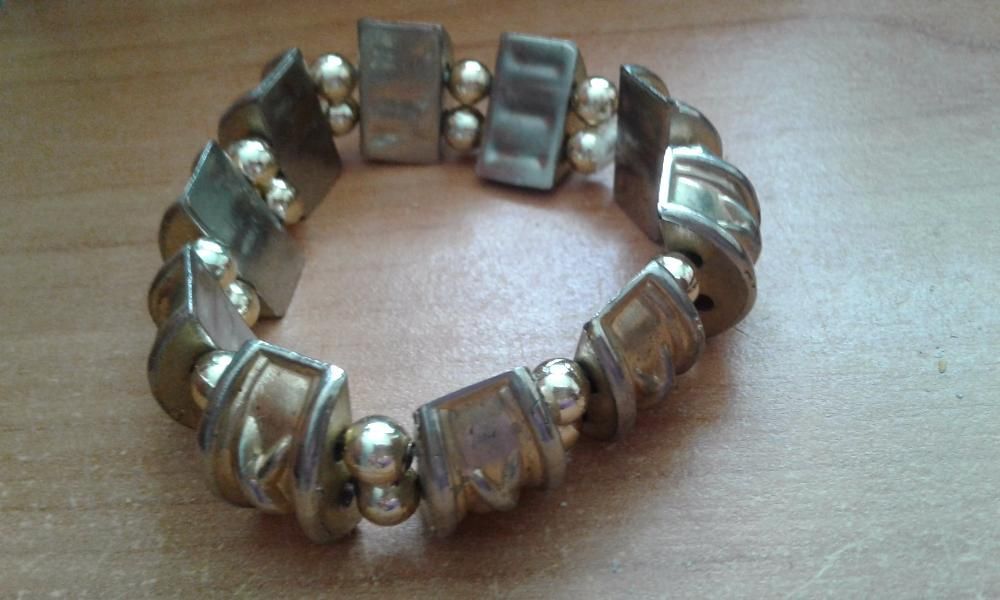 Набор заколок, браслетов и колец