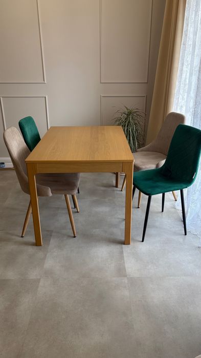 Stół rozkładany 80/120-180 + 4 krzesła gratis
