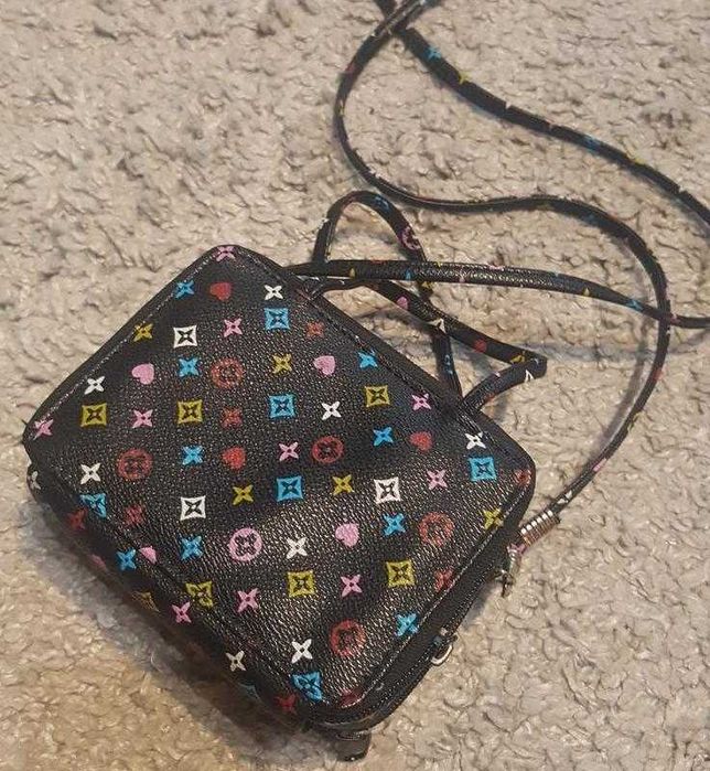 Новая,стильная,классная сумочка-барсетка-кошелек louis vuitton