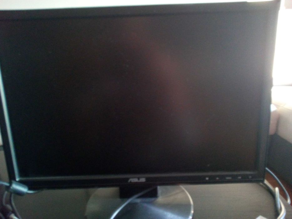 Computador completo avariado