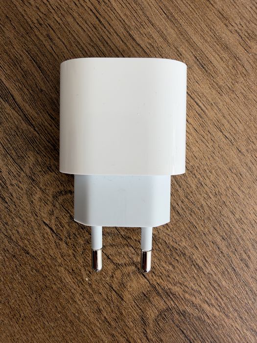 Ładowarka 20w Apple oryginalna.