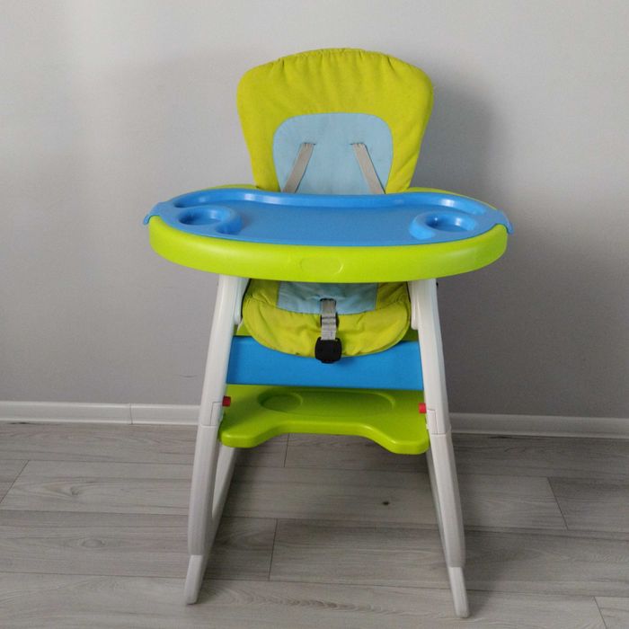Krzesełko do karmienia dziecka