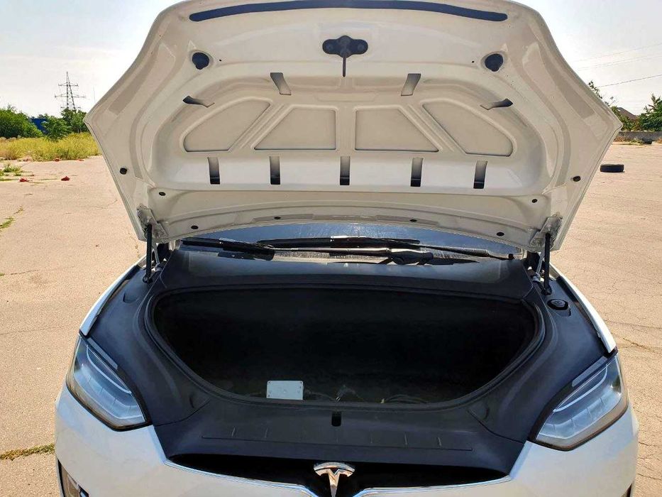 Tesla Model X 2019 VIN 5YJXCBE26LF231308 фото оголошення 16 з 19