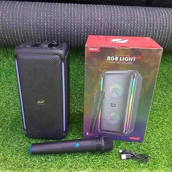 Coluna Bluetooth (sem fio), USB, cartão TF, rádio, TWS