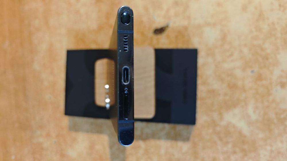 Samsung Galaxy S22 Ultra 12/256 ГБ — б/у, відмінний стан