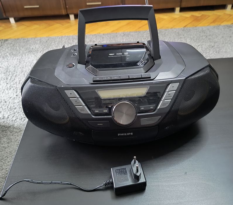 Radiomagnetofon CD USB kaseta  Philips Soundmachine AZ3856