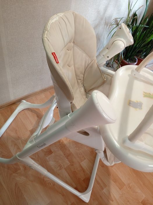 Крісло - гойдалка для годування