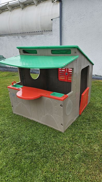 Domek plastikowy ogrodowy dla dzieci
