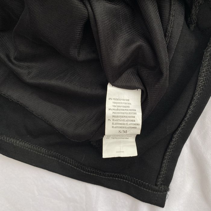 Sukienka czarna mini bez ramiączek