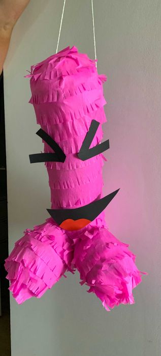 Piniata panieńska, wieczór panieński