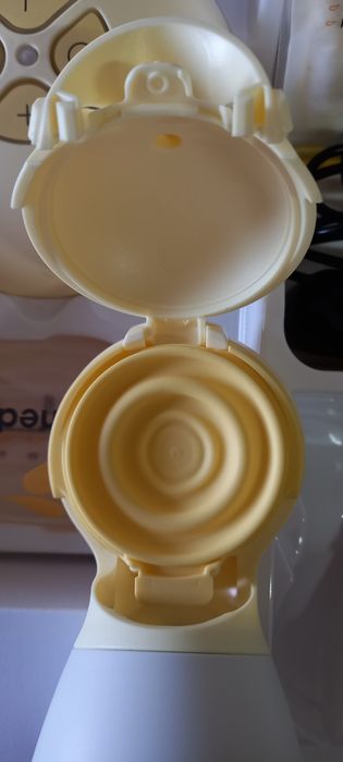 Medela Swing Flex Premium bomba extractora de leite +4 Biberões