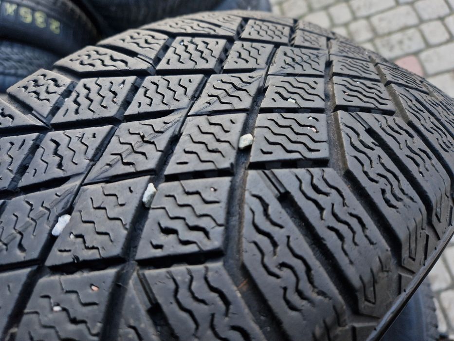 195/65R15 Continental VikingContact 7 Зима склад шини резина покрышки