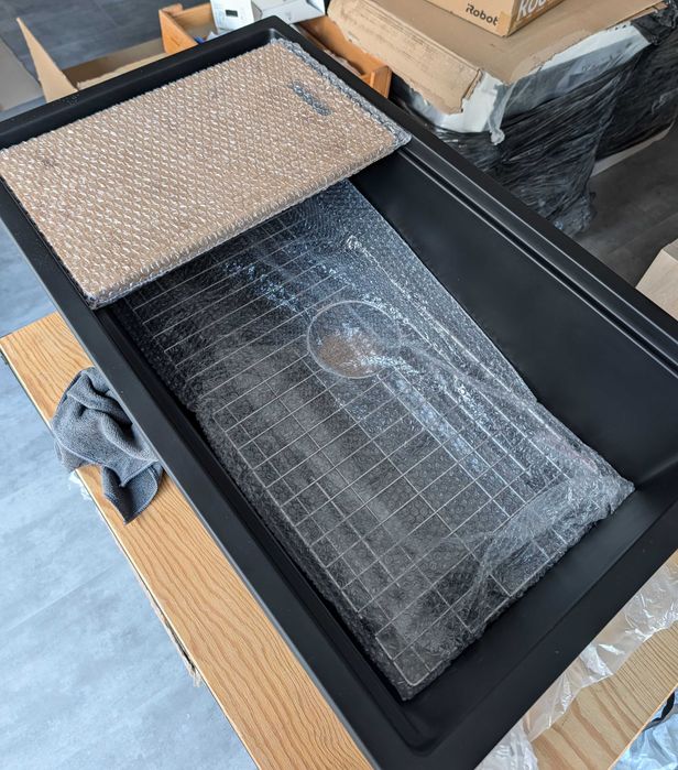 Lava-loiça Granito Preto 838x482x254mm