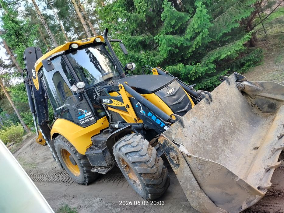 Koparko ładowarka MST M642 rok 2018 6092mth