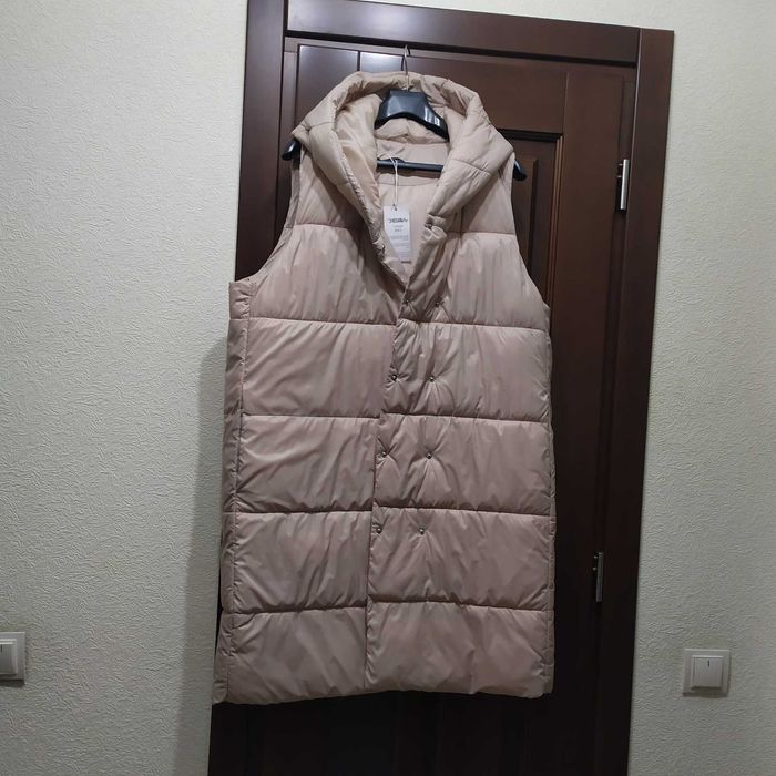 Жилетка жіноча з капюшоном р. 48-52